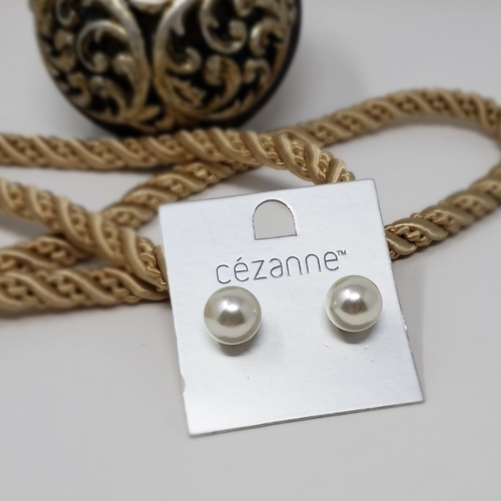 Cezanne Imitation Pearl Stud Earrings